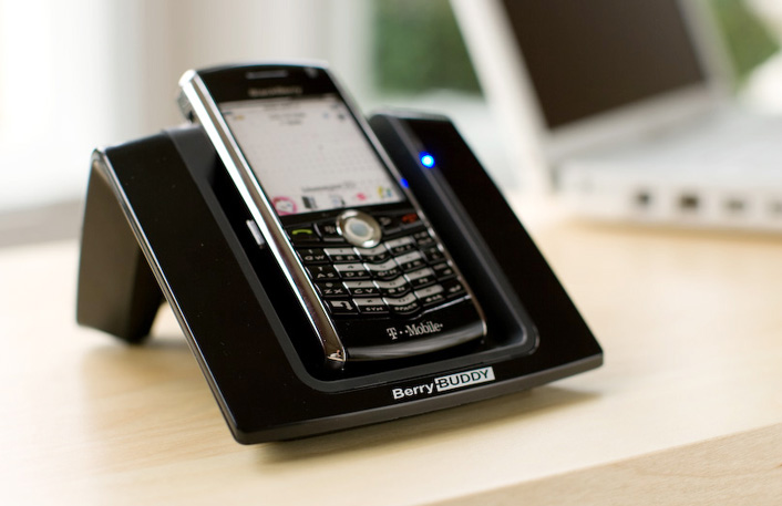 BerryBuddy desk charger