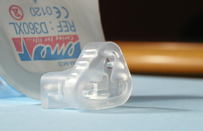 CPAP mask for pre-term babies